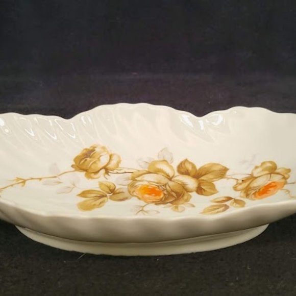 OLD NUREMBERG Bavaria Germany leaf-shaped dish w/rose motif 8.5" x 4.75" - EUC - Picture 3 of 3